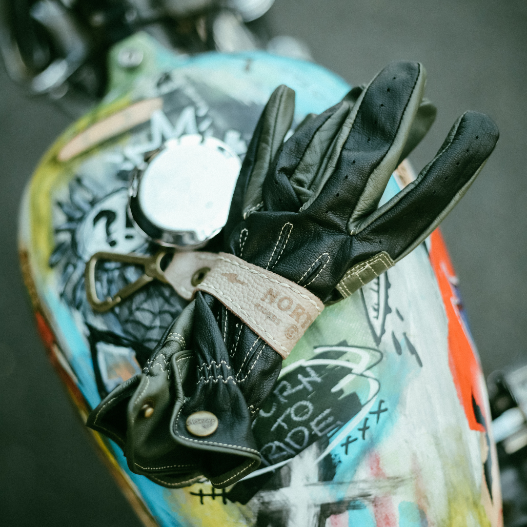 Leather Strap Gloves