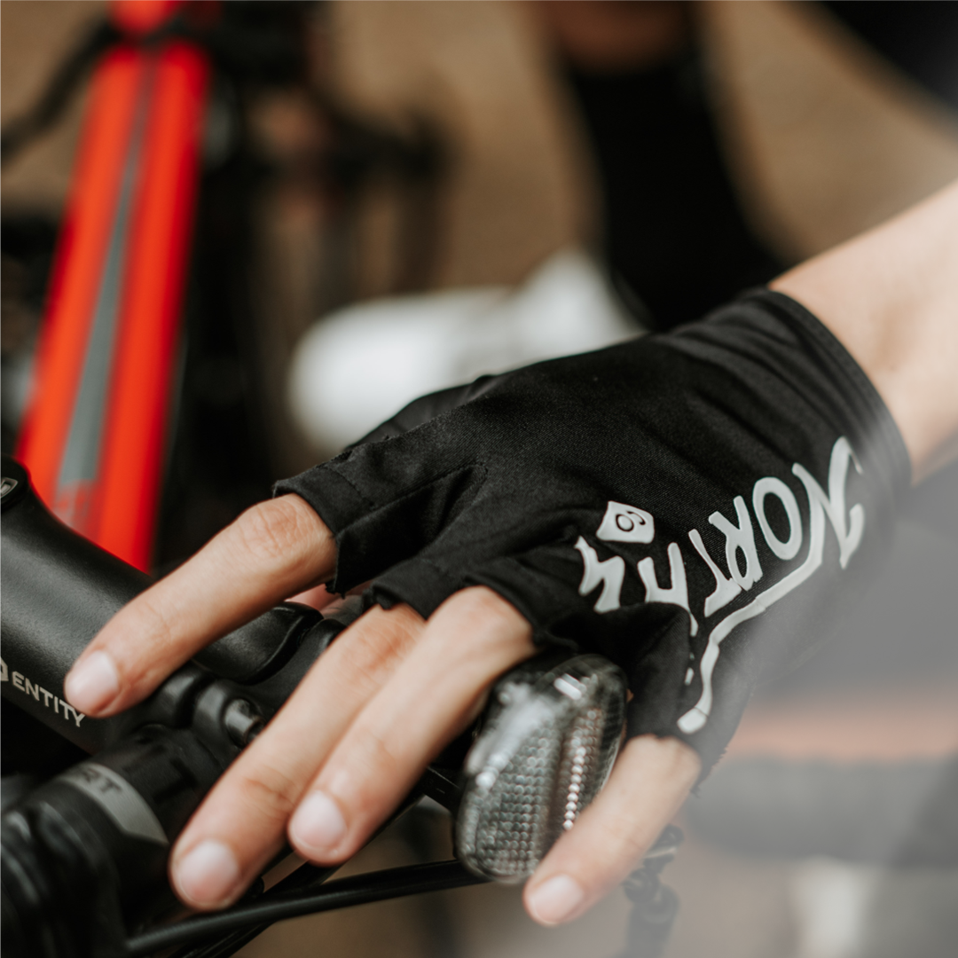 Delta Cycling Gloves